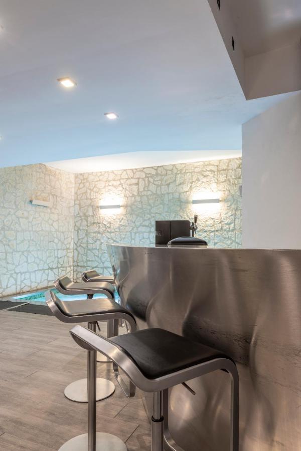 Design Apartment With Private Pool Exclusive Use - Stelvio 21 Milánó Kültér fotó